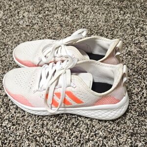 Adidas Women's Fluidflow 2.0 Running Shoe. Like New. Size 6